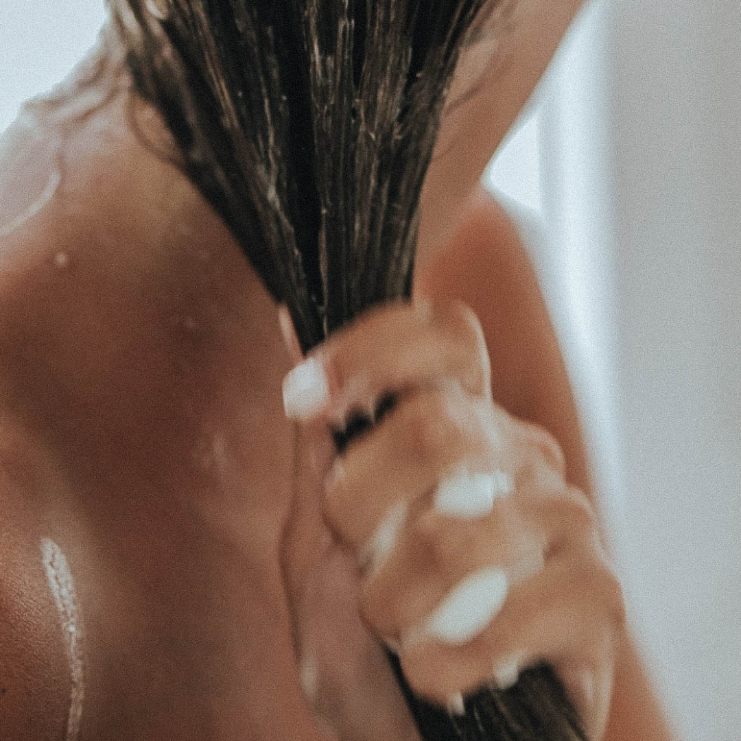 How to have beautiful and strong hair.